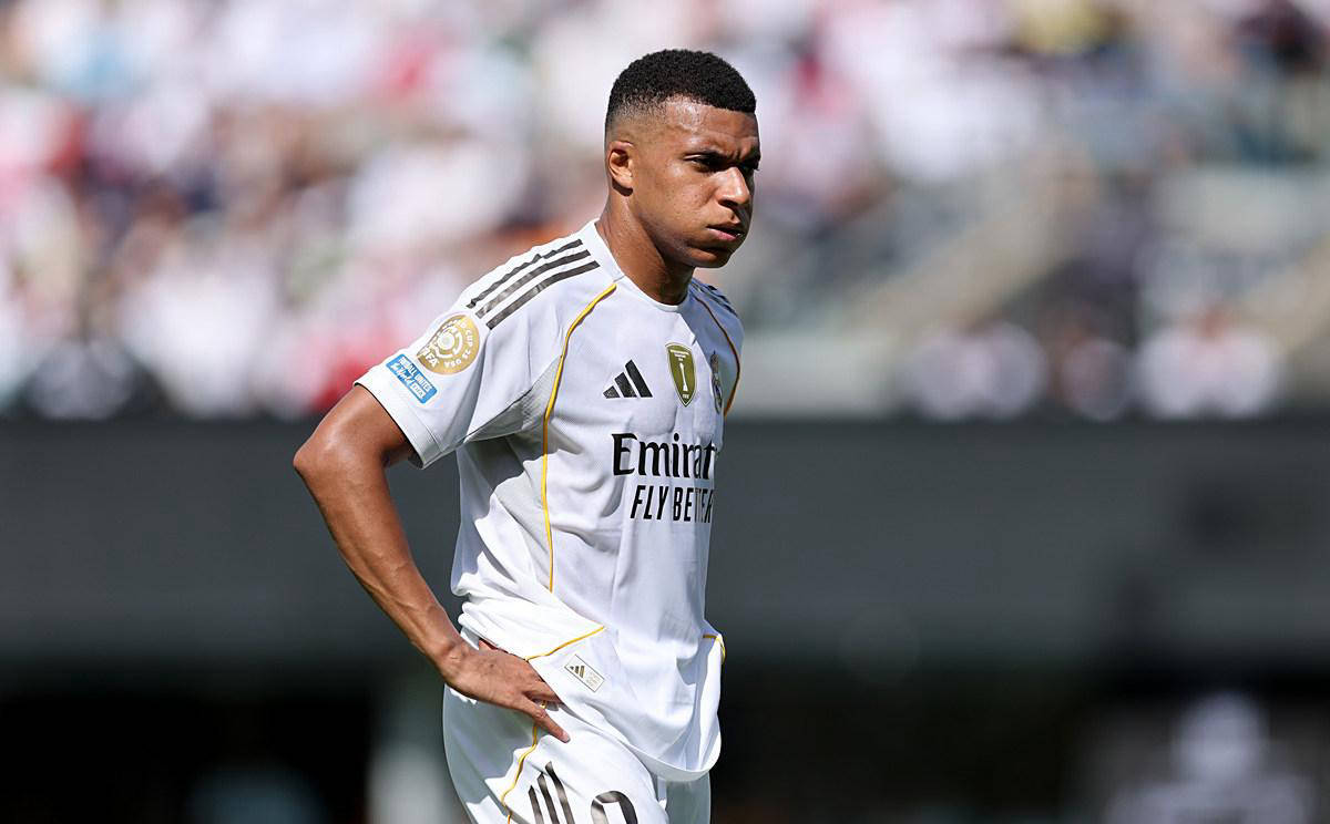 贪婪毁掉了姆巴佩！从足坛宠儿到战术毒瘤的蜕变